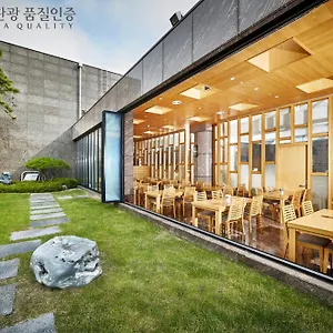 Arban 3*, Busan Corea del Sud